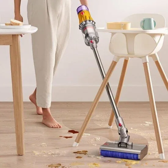 Dyson V12S Detect Slim Submarine: беспроводной пылесос для сухой и влажной уборки, желтый/никель, 5 насадок — фото 1 из 5