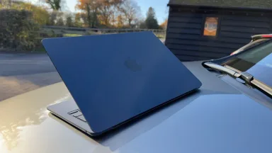 Ноутбук Apple MacBook Neo 13" (A18 Pro, 6C СPU/5С GPU, 2026), 8 ГБ, 256 ГБ SSD, синий индиго — фото 8